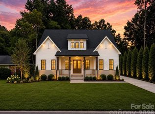 4647 General Pershing Dr, Charlotte, NC 28209