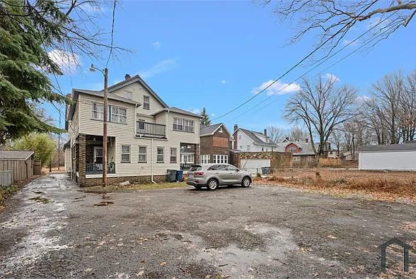 2460 Euclid Heights Blvd — Photo 30