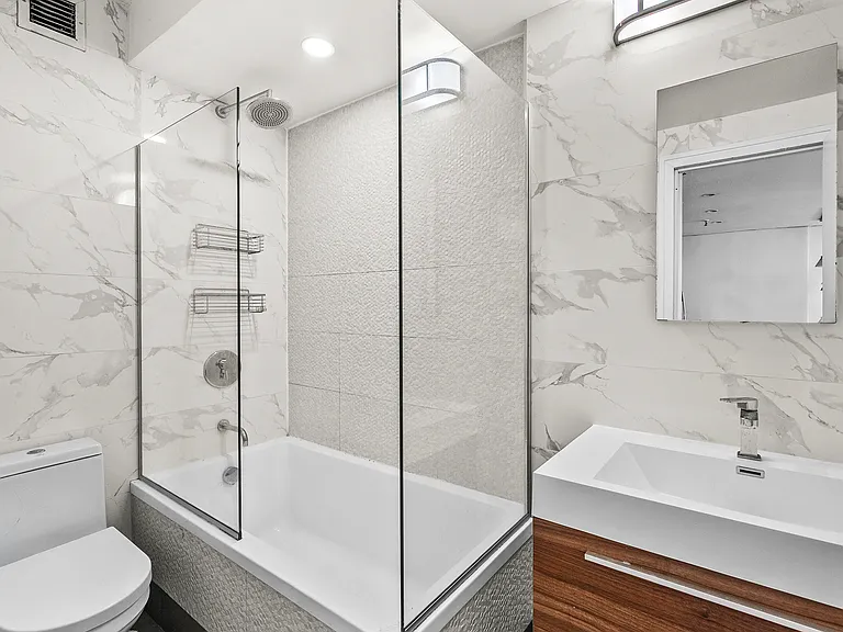66 Pearl St #501 — Photo 7