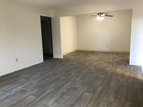 5th image of 423 Vineyard Pl APT C