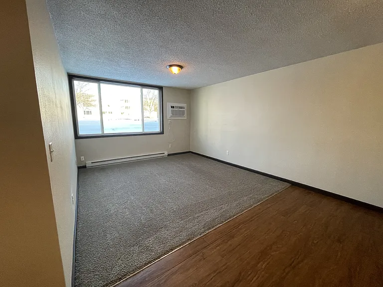 Countryside Apartments — Photo 10