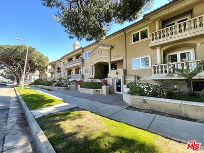 11440 National Blvd APT 8, Los Angeles, CA, 90064