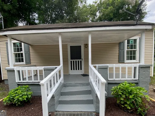 712 Rowe St, Dublin, GA 31021