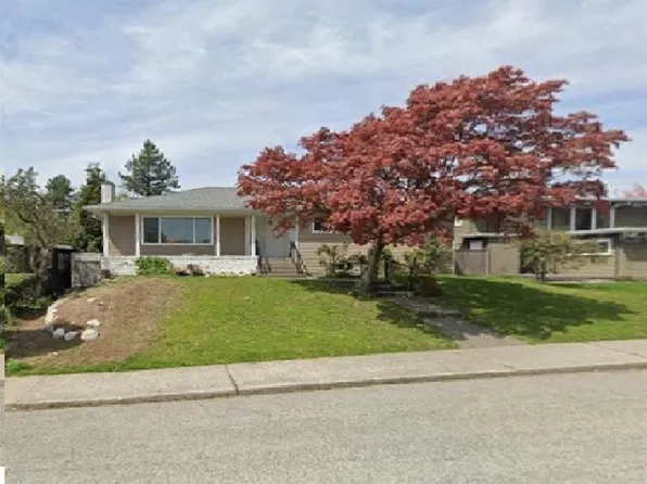 131 Rickman Pl, New Westminster, BC V3L 4P8