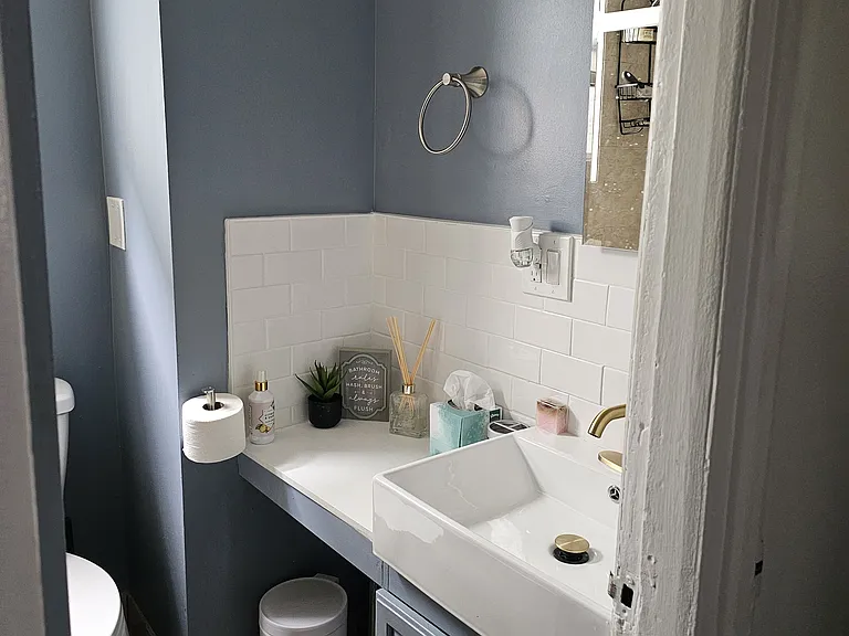 193 Wallington Ave #2 — Photo 10