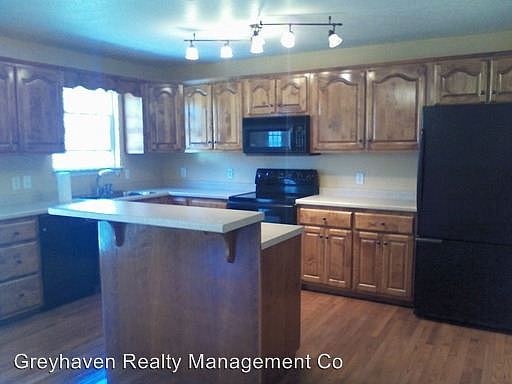 2nd image of 8059 Zoe Dr