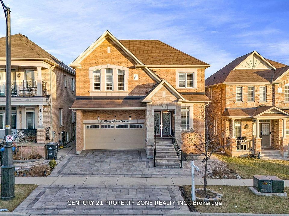 1st image of 8 Young Garden Cres