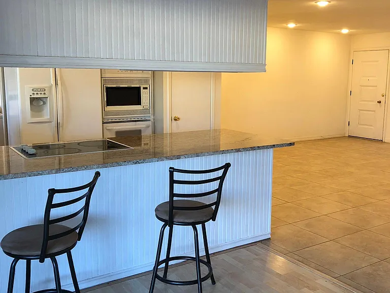 Kitchen/family room