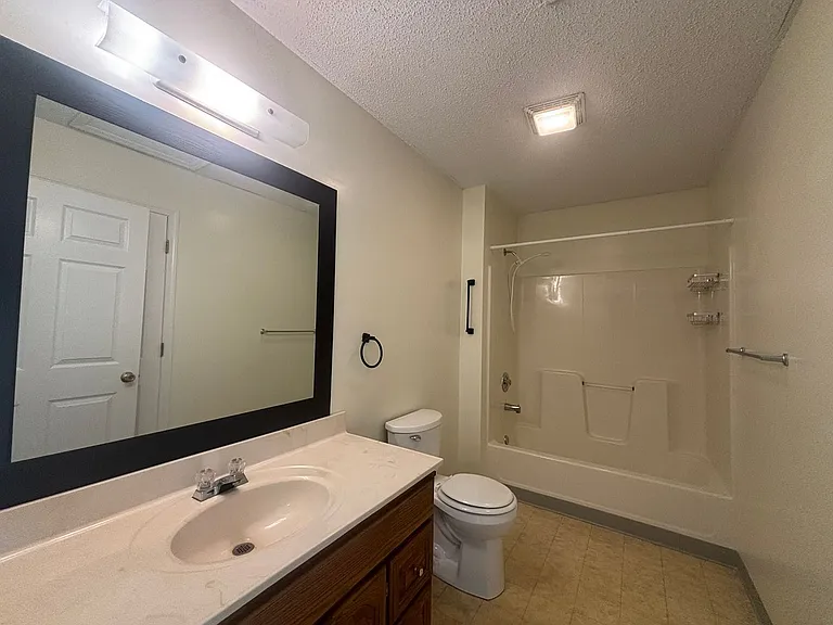 109 Ed Davis Rd — Photo 9