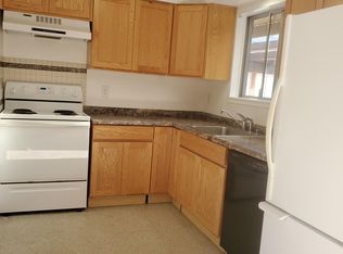 39455 Gary St #G, Sandy, OR 97055