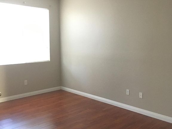 3rd image of 12605 Flintridge St