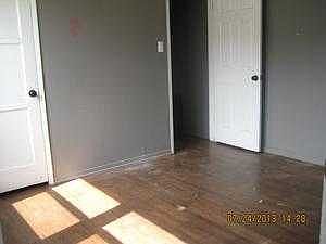 5th image of 4082 N Mountain View Ave