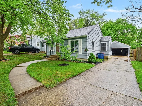 1350 Lewison Ave NE, Grand Rapids, MI 49505