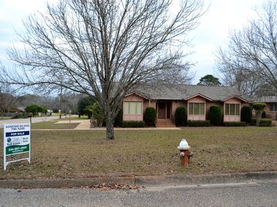 212 Alice Dr, Headland, AL, 36345