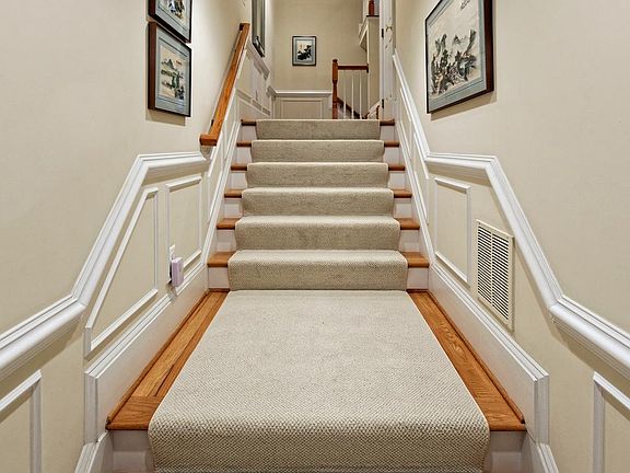 5th image of 708 Fords Landing Way