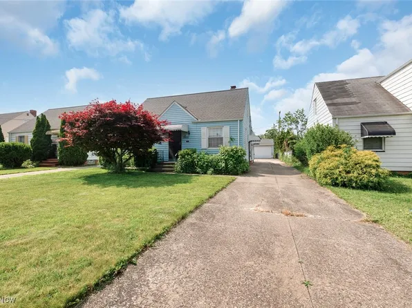 17420 Lotus Dr, Cleveland, OH 44128