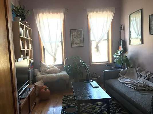 Rented by Brooklyn Group | media 22