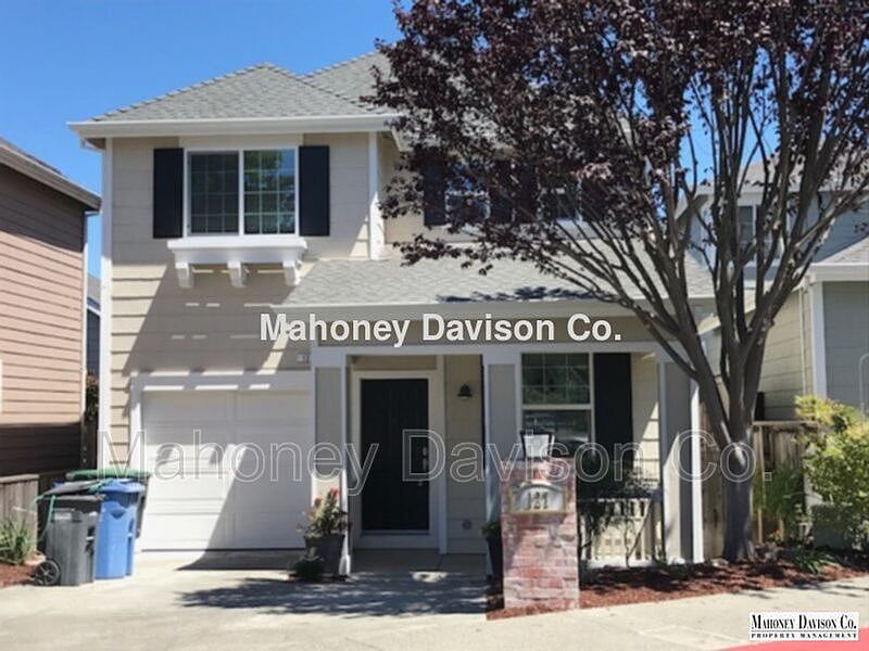1st image of 127 McNear Cir