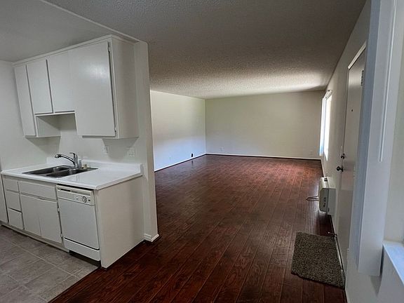 3rd image of 6450 Lincoln Ave #108D