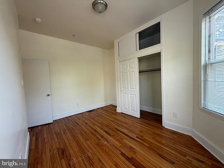 922 S 49th St #-1 — Photo 13