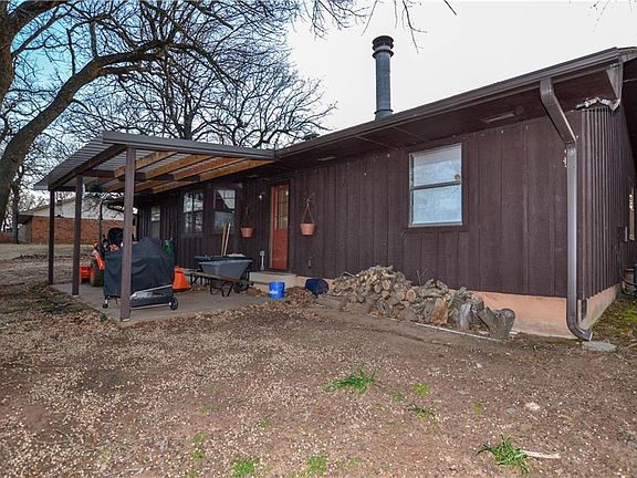 5th image of 1106 East Ave
