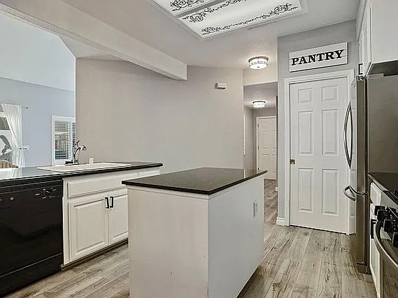 1601 Barkley Ln — Photo 15