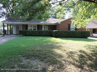 8481 Booneville Dr, Southaven, MS 38671