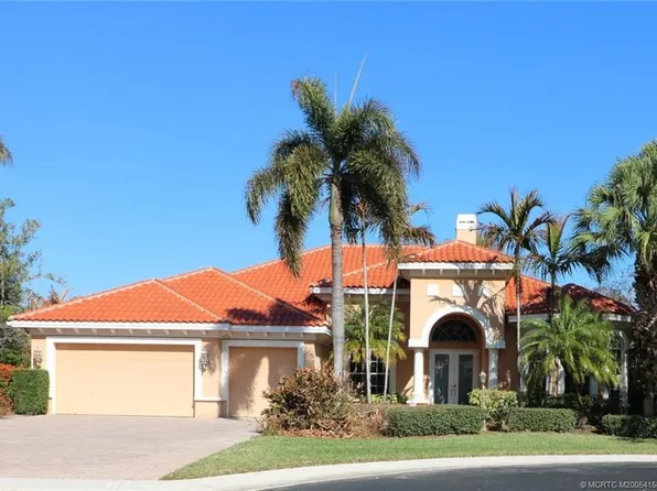 8823 SE Oak Grove Ter, Hobe Sound, FL 33455