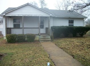 306 S Long Ave, Farmington, MO 63640