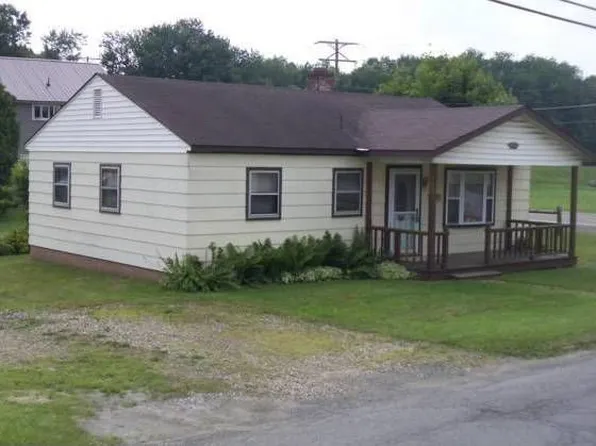 905 Worth St, Reynoldsville, PA 15851