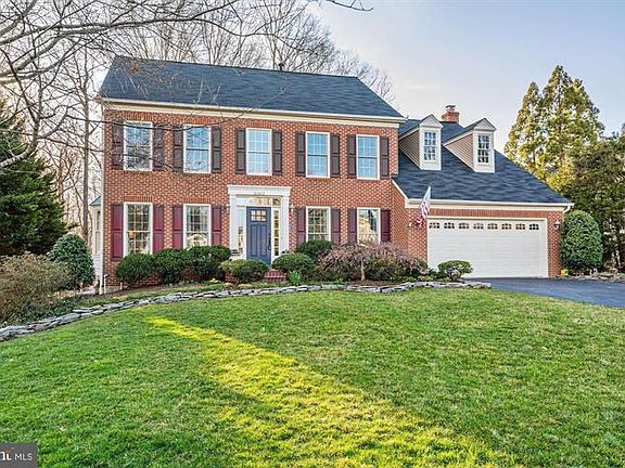 3rd image of 8302 Marble Dale Ct