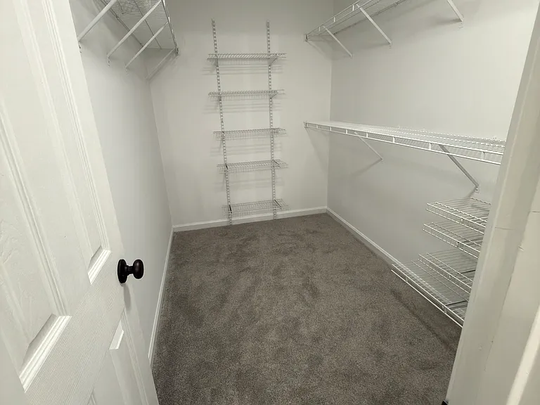4015 Crabapple Lake Ct — Photo 16