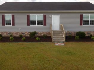 198 Grey Beard Dr, Rocky Point, NC 28457