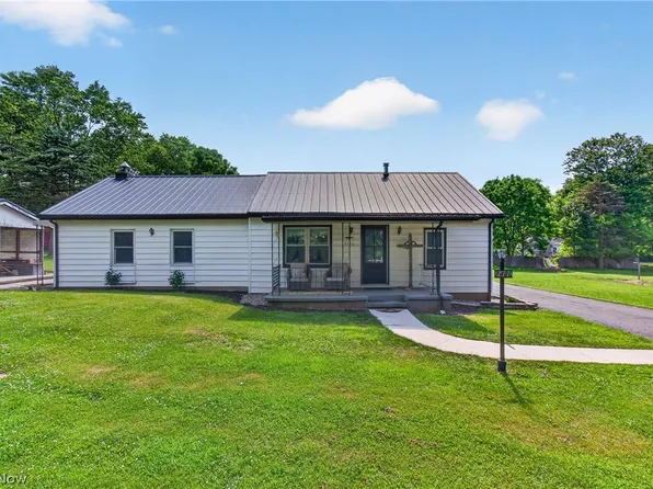 2480 Deerford Ave SW, Massillon, OH 44647
