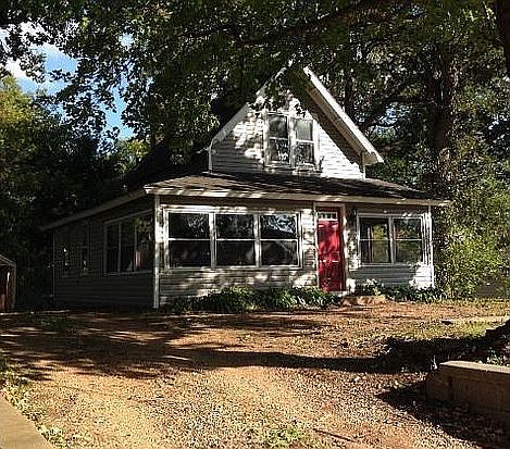 1st image of 2212 Belmont Ln
