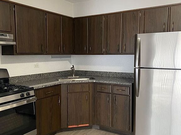 2nd image of 6819 W 95th St APT 9