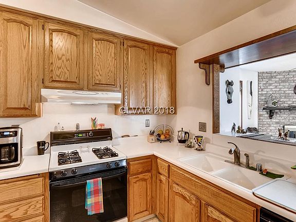 4th image of 5426 Percheron St