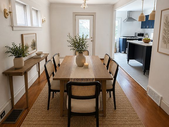 4th image of 2216 W 6th St