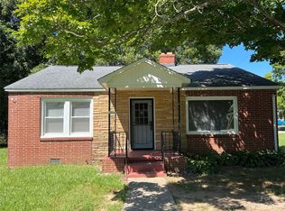 1539 14th Street Dr NE, Hickory, NC 28601