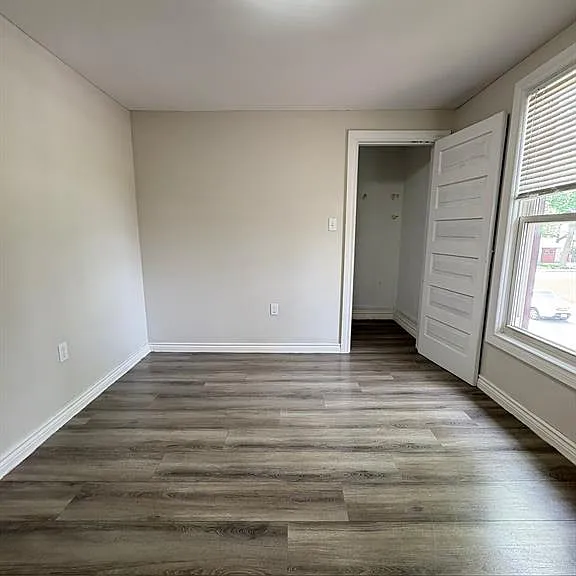 830 Parent Ave — Photo 4