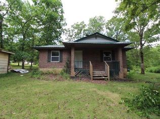 10016 Mockingbird Dr, Bismarck, MO 63624