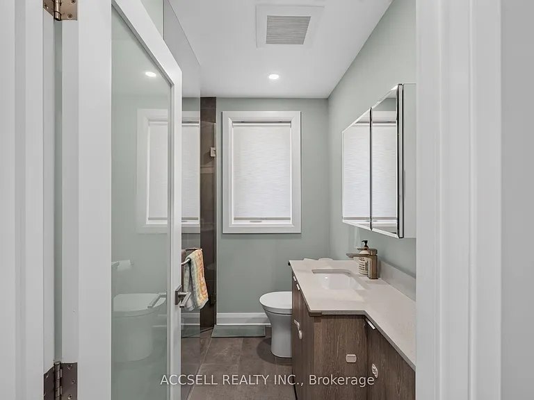 10 Sylla Ave — Photo 23