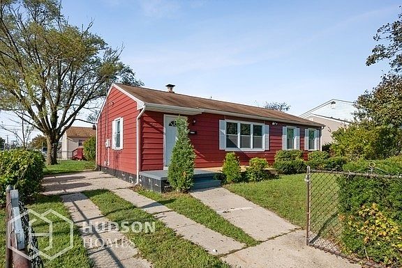 2nd image of 1800 N Ohio Ave