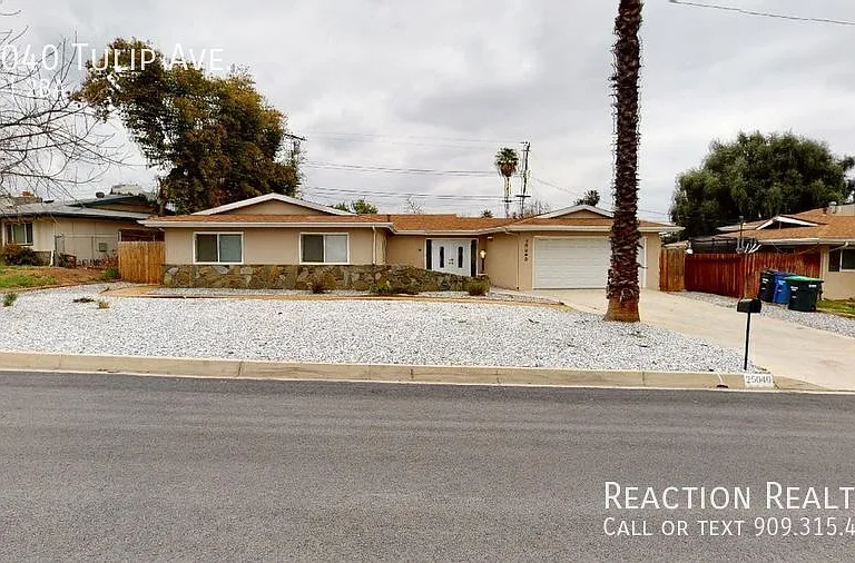 25040 Tulip Ave — Photo 1