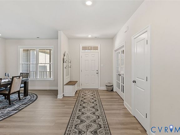 2nd image of 265 Morris Town Cir