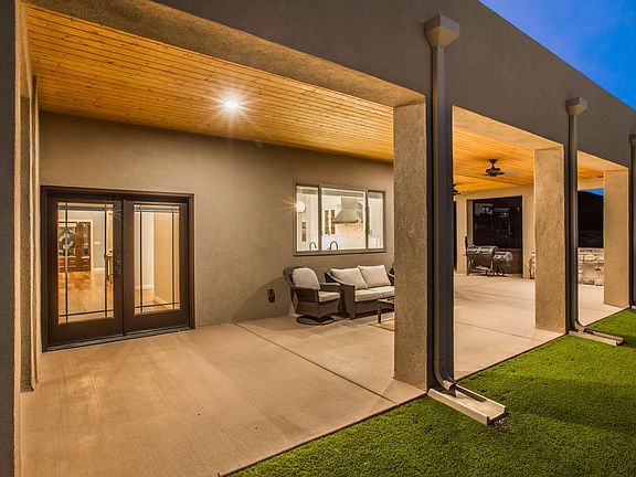 5th image of 13 Quail Meadow Rd