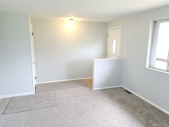2nd image of 900 Wollenhaupt Dr