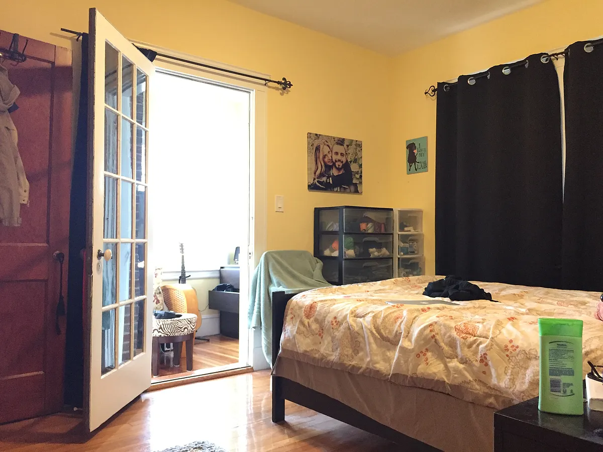 Building Photo - 74 Moraine St #2