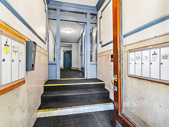 3rd image of 10 Melvin Ave APT 9