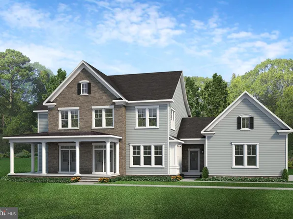 16099 Waterford Creek Cir, Hamilton, VA 20158
